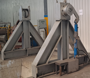 Deep bed tilting device